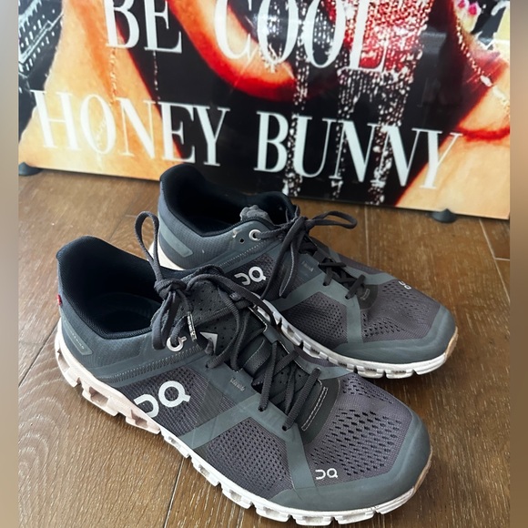 On Running Cloudflow women’s running shoe - size 7 - Picture 1 of 16